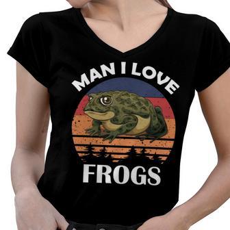 Man I Love Frogs Funny Retro Frog V2 Women V-Neck T-Shirt | Favorety UK