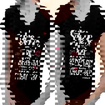 Womens Sisters Trip 2022 Weekend Vacation Lover Girls Road Trip Women V-Neck T-Shirt | Mazezy