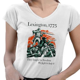 Usa Patriotic Vintage Battle Of Lexington Revolutionary War Women V-Neck T-Shirt | Mazezy