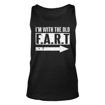 Im With The Old Fart | Funny Senior Citizen Friends Gift Unisex Tank Top - Thegiftio UK