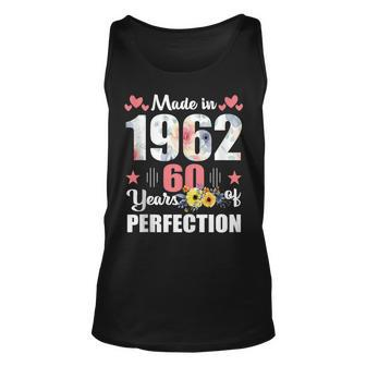 Made 1962 Floral 60 Years Old Family 60Th Birthday 60 Years Unisex Tank Top - Seseable