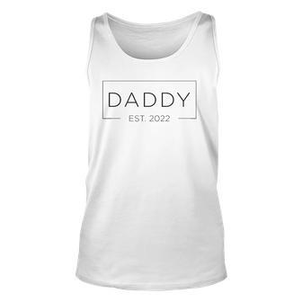 Mens Daddy Est 2022 Promoted To Father 2022 Fathers Day Unisex Tank Top | Mazezy