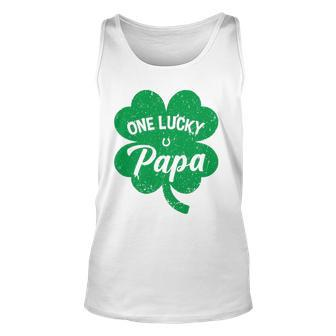 Mens One Lucky Papa Shamrock Four Leaf Clover St Patricks Day Mom Tank Top | Mazezy