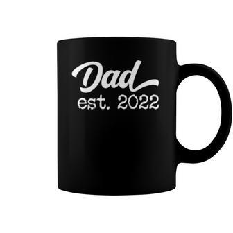 Dad Est 2022 Fathers Day Daddy Expecting Best Dad Men Coffee Mug | Mazezy
