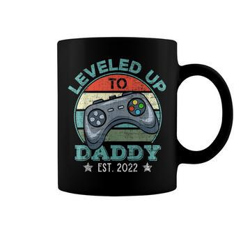 Leveled Up To Daddy 2022 Video Gamer Soon To Be Dad 2022 Coffee Mug - Seseable