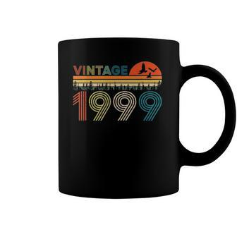 Vintage 1999 23Rd Birthday Gift 23 Years Old Retro Birthday Gifts Coffee Mug | Mazezy AU
