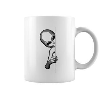 Grey Alien Peeking - Zeta Reticuli Ufonaut - Ufo Abduction Coffee Mug | Mazezy