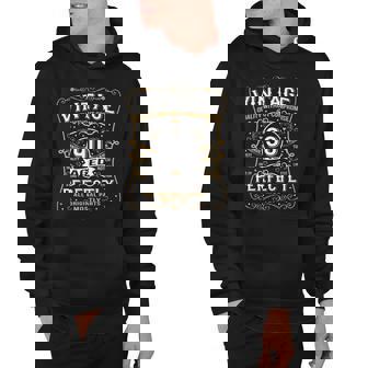 90 Years Old Gifts Vintage Born In 1932 Classic 90Th Birthday Hoodie | Mazezy