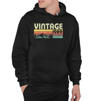 Retro Vintage 1989 Graphics 33Rd Birthday Gift 33 Years Old Hoodie | Mazezy CA