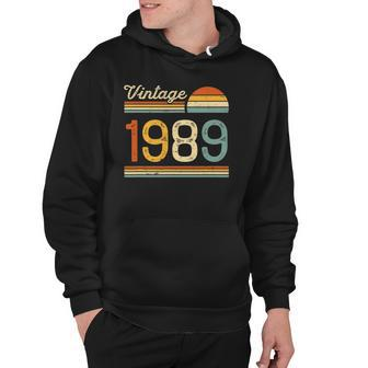 Vintage Born In 1989 Birthday Gift 33Rd Birthday 33 Years Old Hoodie | Mazezy