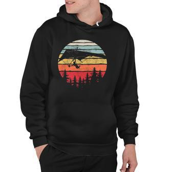 Vintage Retro Hang Gliding Hang Glider Gift Hoodie | Mazezy