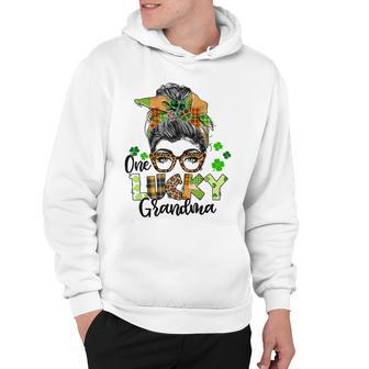 One Lucky Grandma Shamrock Plaid Leopard St Patricks Day Hoodie | Favorety DE