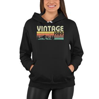 Retro Vintage 1989 Graphics 33Rd Birthday Gift 33 Years Old Women Hoodie | Mazezy