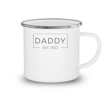 Mens Daddy Est 2022 Promoted To Father 2022 Fathers Day Camping Mug | Mazezy