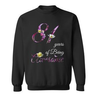 81 Years Old Awesome Floral 1941 81St Birthday Gift Sweatshirt | Mazezy