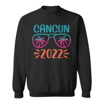 Family Vacation 2022 Cancun Sweatshirt | Favorety AU