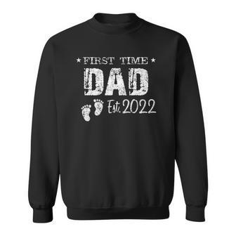 Mens Fathers Day - First Time Dad Est 2022 Ver2 Sweatshirt | Mazezy