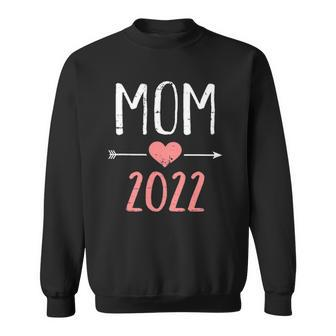 Mom 2022 For Pregnancy Announcement V2 Sweatshirt | Mazezy
