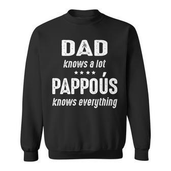 Pappoús Grandpa Gift Pappoús Knows Everything Sweatshirt - Seseable
