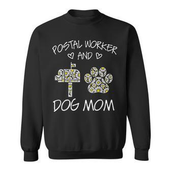 Postal Worker And Dog Mom Wildflowers Daisy Sweatshirt - Thegiftio UK