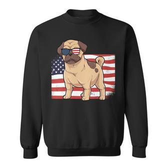 Pug Dad & Mom American Flag 4Th Of July Usa Funny Pug Lover Sweatshirt - Seseable