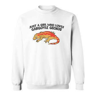 Gargoyle Gecko Girl Just A Girl Who Loves Gargoyle Geckos Sweatshirt | Mazezy