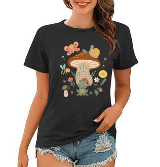 Cute Cottagecore Aesthetic Frog Mushroom Snail Teen Girls Women T-shirt | Mazezy