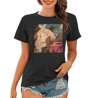 Pastel Roses Scandinavian Art Modern Art Minimalistic Blush Pink Women T-shirt | Favorety AU