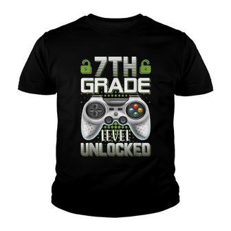 7Th Grade Level Unlocked Boy Gamer Video Game Back To School Youth T-shirt - Thegiftio UK