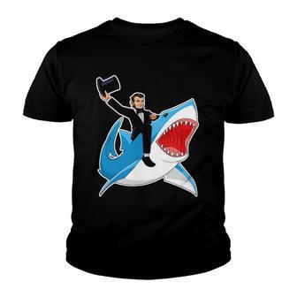 Abraham Lincoln Riding A Shark 4Th Of July Youth T-shirt - Thegiftio UK