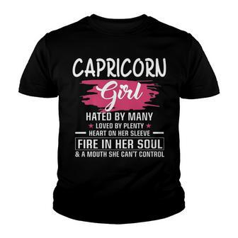 Capricorn Girl Birthday Capricorn Girl Hated By Many Loved By Plenty Heart On Her Sleeve Youth T-shirt - Seseable