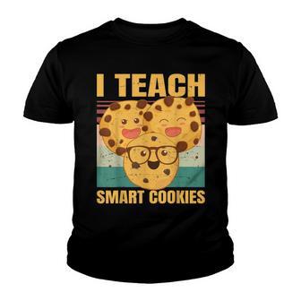 I Teach Smart Cookies - Funny Teacher - Sweet Cookie - Youth T-shirt - Thegiftio UK
