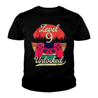 Level 9 Unlocked Boys Girls Bday Video Gamer 9Th Birthday Youth T-shirt - Seseable