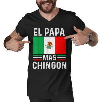 El Papa Mas Chingon Funny Mexican Dad Gift Husband Regalo V2 Men V-Neck Tshirt - Seseable