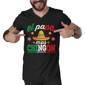El Papa Mas Chingon Funny Mexican Dad Husband Regalo Flag V3 Men V-Neck Tshirt - Seseable