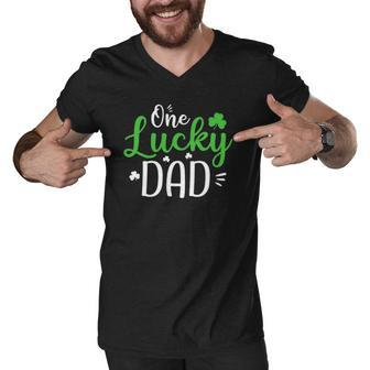One Lucky Dad St Patricks Day Funny Daddy Gifts Men V-Neck Tshirt | Mazezy