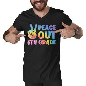 Peace Out 6Th Grade 2022 Graduate Happy Last Day Of School Men V-Neck Tshirt | Mazezy
