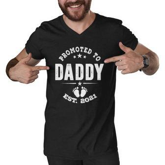 Promoted To Daddy 2021 Pregnancy Announcement Baby Shower Men V-Neck Tshirt | Mazezy