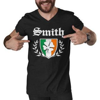 Smith Family Shamrock Crest Vintage Distressed Essential T Shirt Men V-Neck Tshirt - Seseable