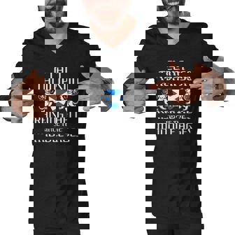 Thompson Scottish Family Scotland Name Men V-Neck Tshirt | Mazezy