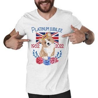 Queens Platinum Jubilee 2022 British Monarch Queen Corgi Men V-Neck Tshirt | Mazezy