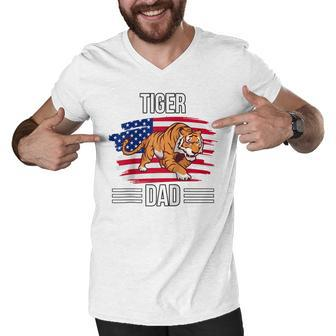 Tiger Us Flag 4Th Of July Fathers Day Tiger Dad Men V-Neck Tshirt - Seseable