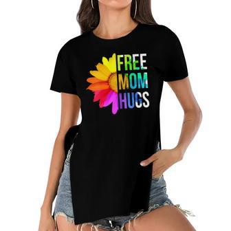 Womens Free Mom Hugs Gay Pride Lgbt Daisy Rainbow Flower Hippie Women's Short Sleeves T-shirt With Hem Split | Mazezy