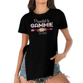 Womens Promoted To Gammie Est 2022 Tee Cute Mothers Day Gift Women's Short Sleeves T-shirt With Hem Split | Mazezy