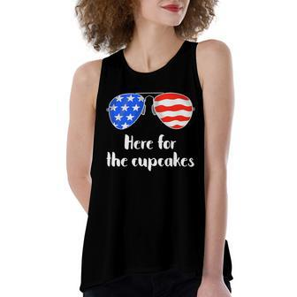 Here For The Cupcakes Mom Or Dad - Funny Family 4Th Of July Women's Loose Fit Open Back Split Tank Top - Seseable