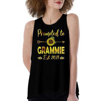Promoted To Grammie Est 2022 Sunflower Women's Loose Tank Top | Mazezy
