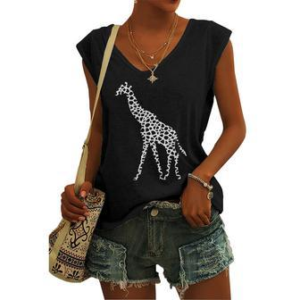 Giraffe White Pattern Graphic Animal Print Women's V-neck Tank Top | Mazezy