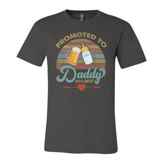 Promoted To Daddy Est 2021 Beer Dad Bottle Baby Shower Jersey T-Shirt | Mazezy