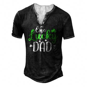 One Lucky Dad St Patricks Day Daddy Men's Henley T-Shirt | Mazezy