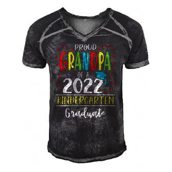 Funny Proud Grandpa Of A Class Of 2022 Kindergarten Graduate Men's Short Sleeve V-neck 3D Print Retro Tshirt | Mazezy